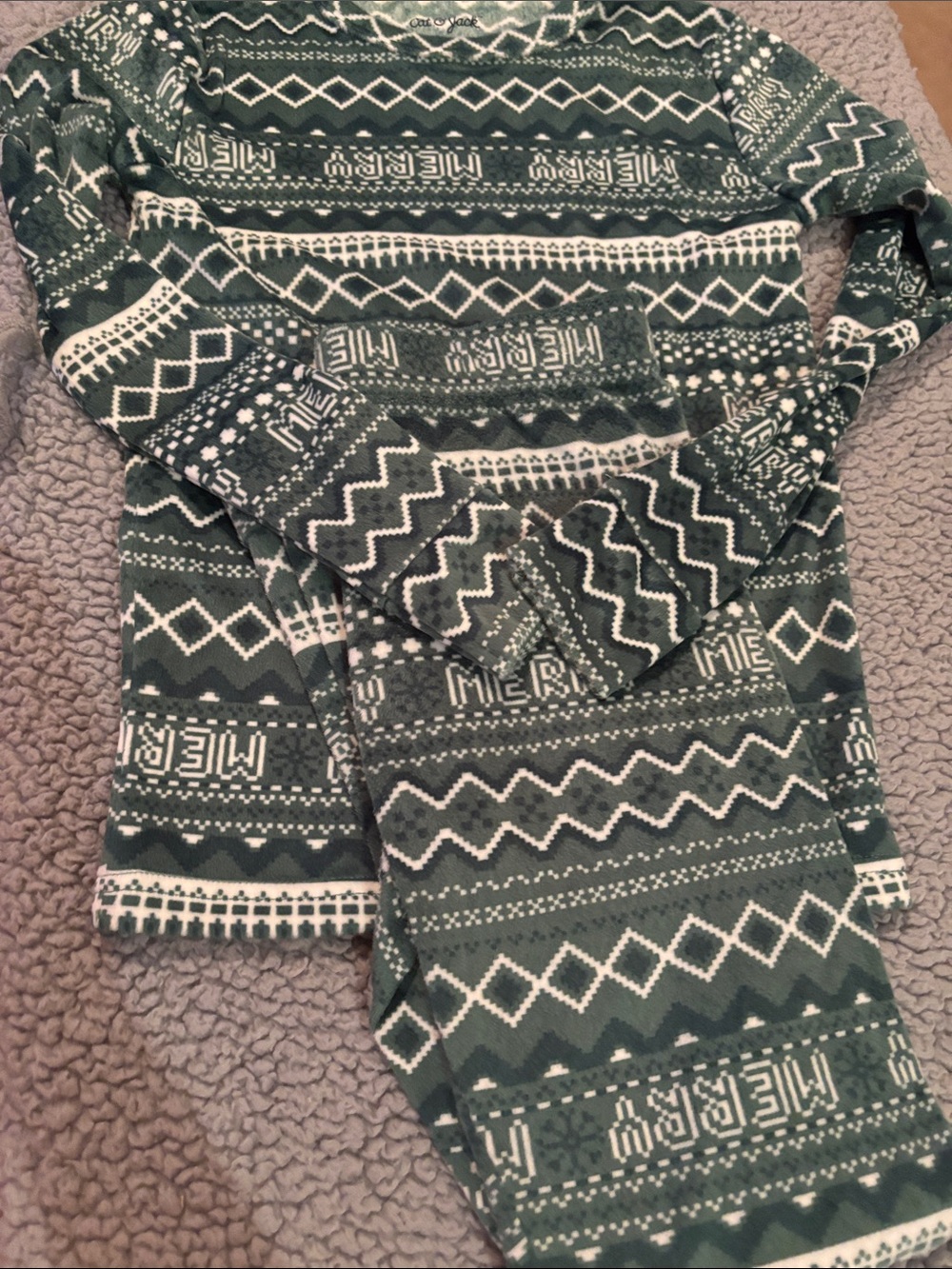 NWOT Cat & Jack Green Fair Isle 'Merry' Kids Pajama Set